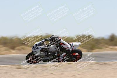 media/Apr-20-2025-CVMA (Sun) [[39090e8767]]/Race 9-Formula LW Twins Shootout/